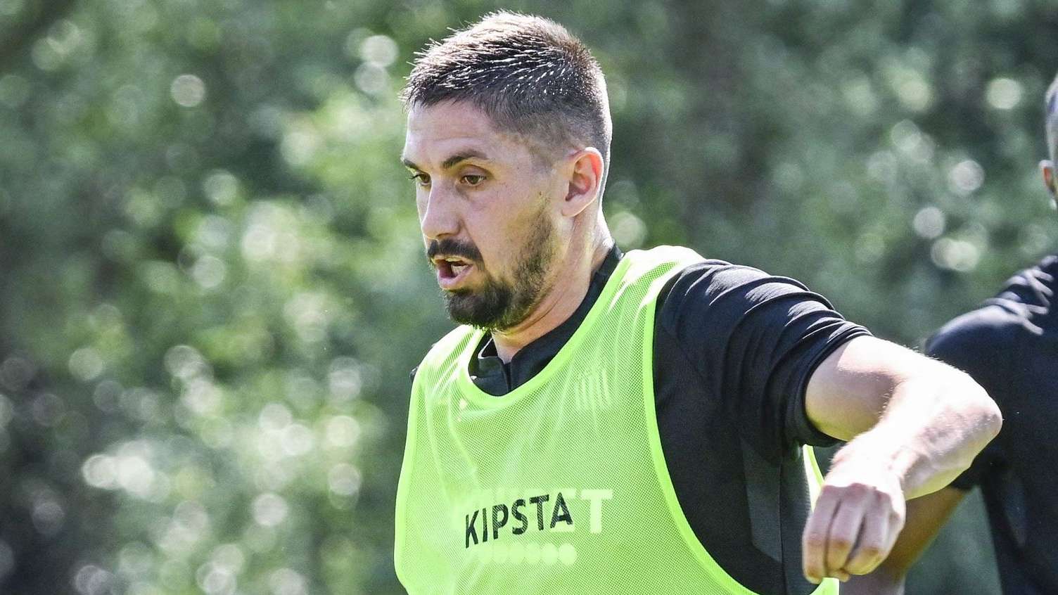 努力向更高 努力向更高